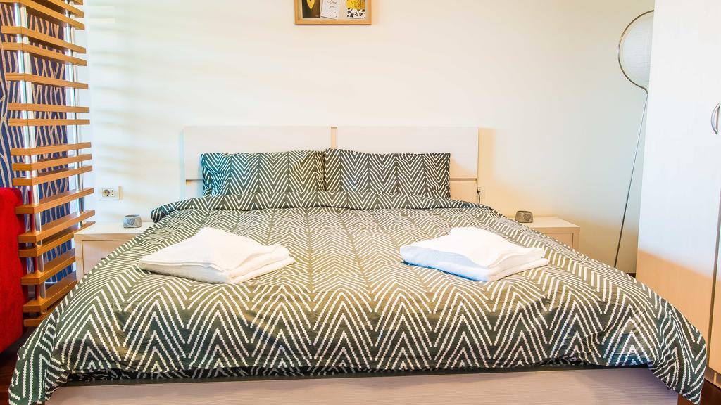 Luxury Mall Area Apartament