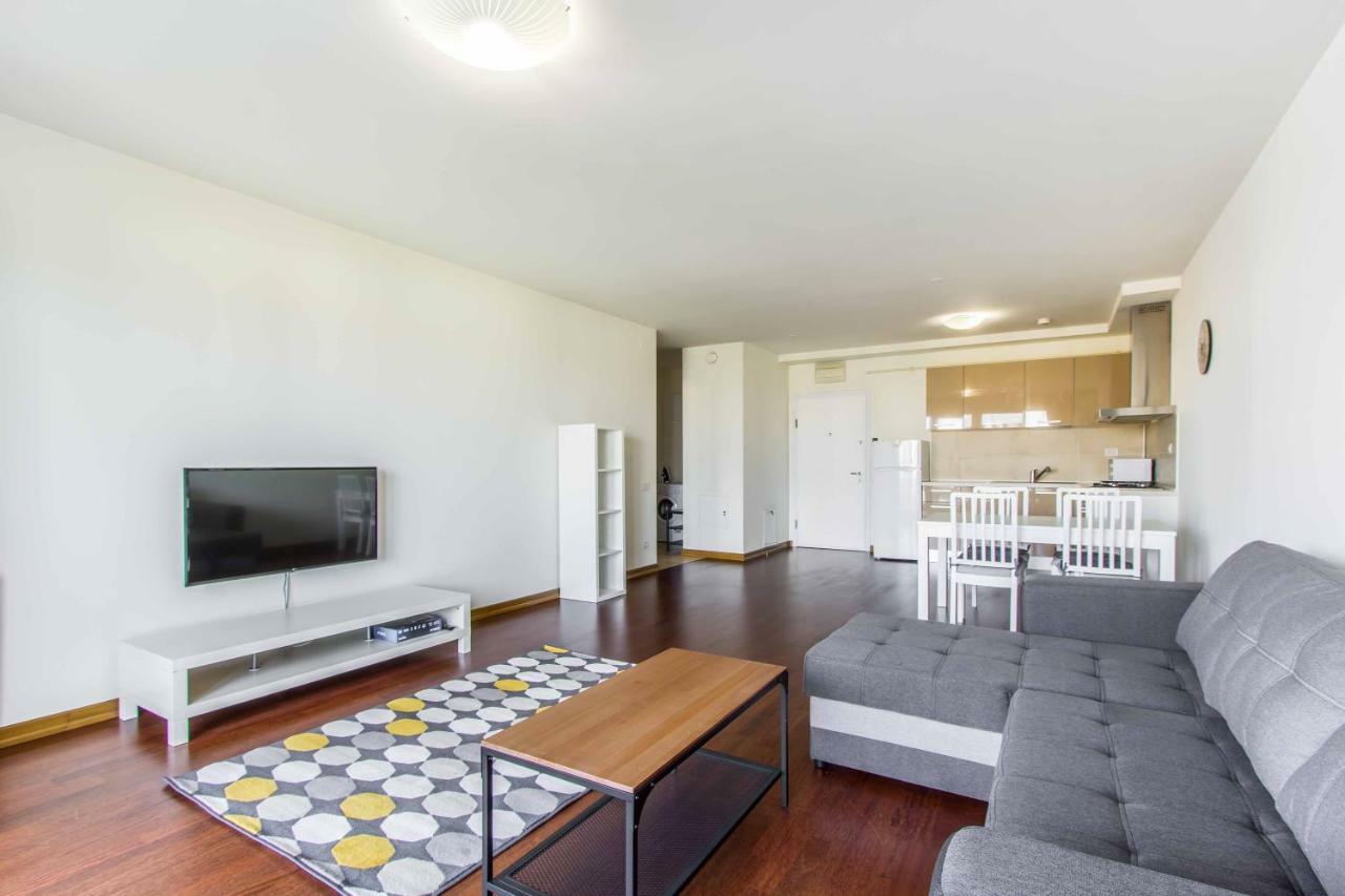 Luxury Mall Area Apartament Bucureşti