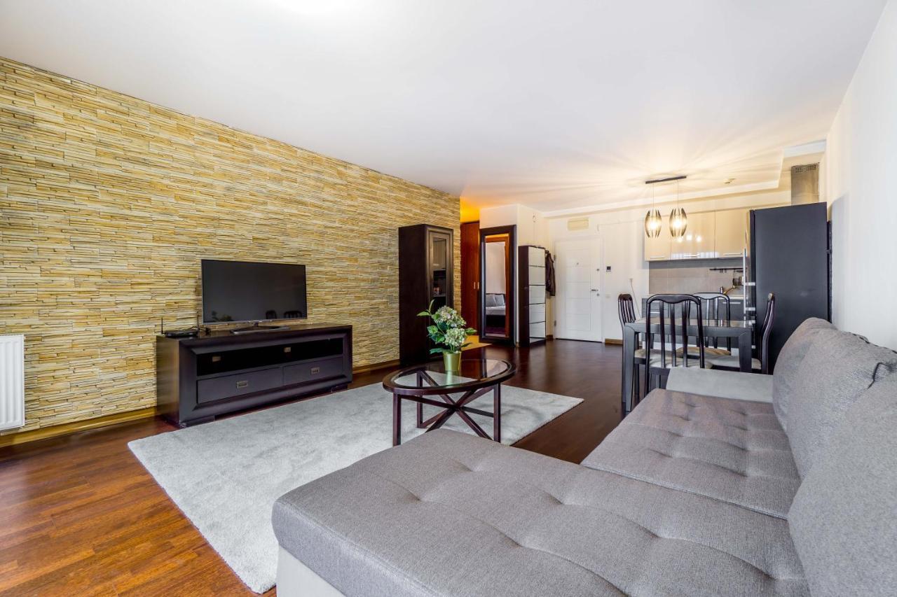 Luxury Mall Area Apartament Bucureşti